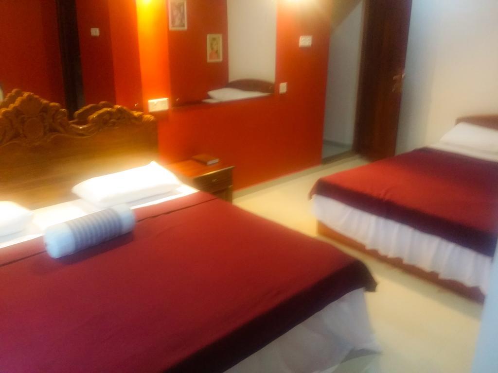 Yoho Toppass Breeze Hotel Нувара Елия Стая снимка