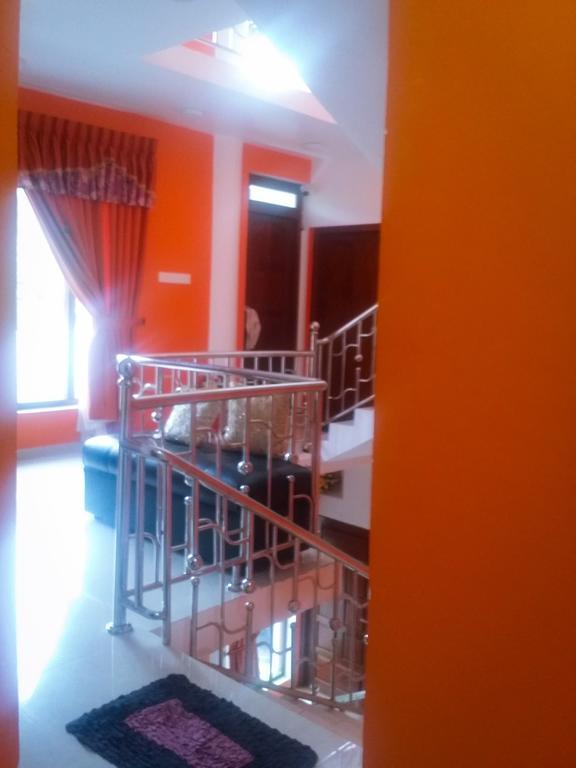 Yoho Toppass Breeze Hotel Нувара Елия Екстериор снимка